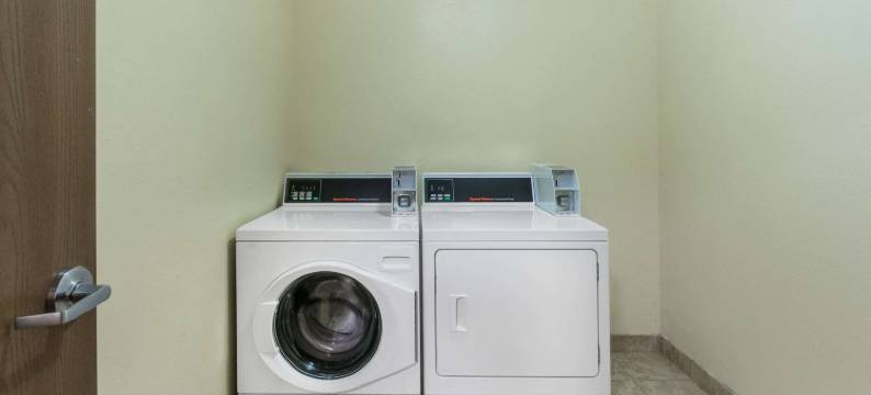 方丹速8酒店(Super 8 by Wyndham Fountain)图片