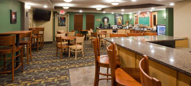 霍利美吟温德姆酒店(AmericInn by Wyndham Hawley)图片