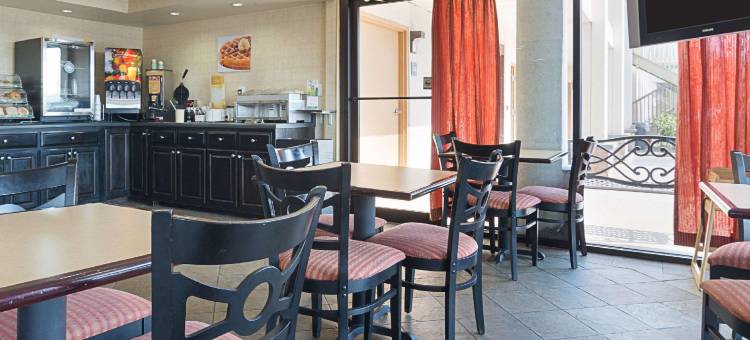 卡尔霍恩北I-75品质酒店(Quality Inn Calhoun North I-75)图片