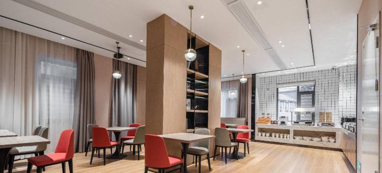 柏曼酒店(武汉第一医院汉正街地铁站店)图片