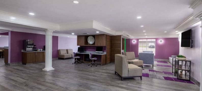 堪萨斯城雷內克萨拉昆塔温德姆酒店(La Quinta Inn by Wyndham Kansas City Lenexa)图片