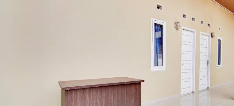 OYO 93087 Wisma Apel Syariah酒店(OYO 93087 Wisma Apel Syariah)图片