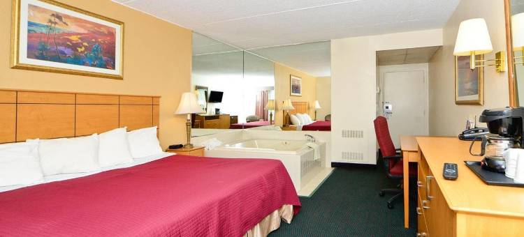 圣克劳德美洲最佳价值套房酒店(Americas Best Value Inn and Suites St. Cloud)图片