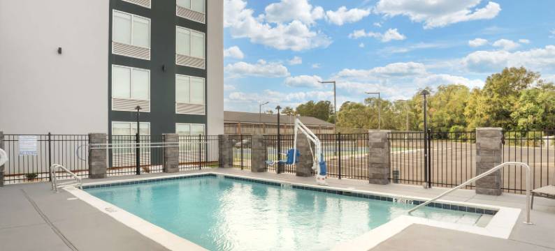 莫比尔贝斯特韦斯特优质酒店及套房(Best Western Plus Mobile Inn  Suites)图片