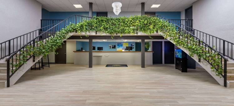 Days Inn & Suites by Wyndham Fort Pierce Midtown图片