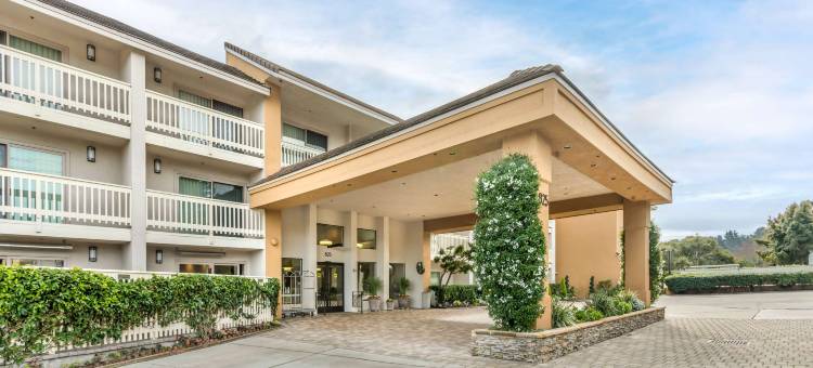 蒙特利贝斯特韦斯特优质酒店(Best Western Plus Monterey Inn)图片