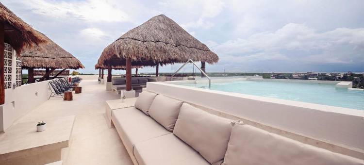 Nah酒店的Casa Astral豪华酒店(Casa Astral Eco Luxury Holbox Island - Sunset and Ocean View with Rooftop Pool)图片