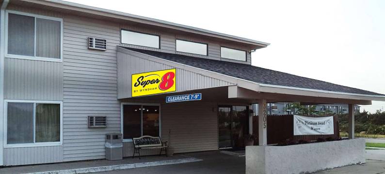 南格兰德艾兰温德姆速 8 酒店(Super 8 by Wyndham Grand Island South)图片