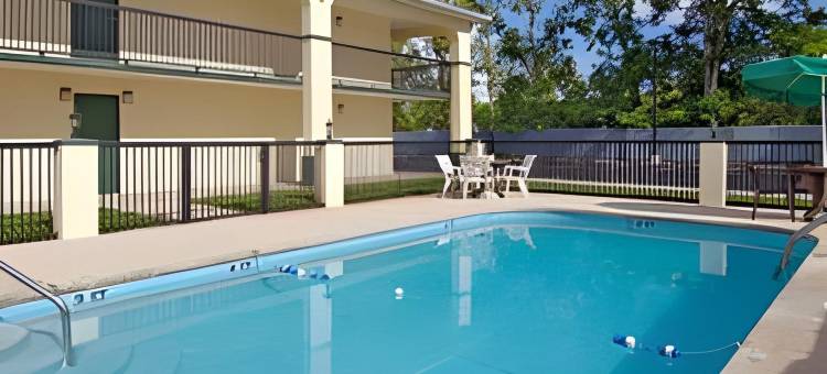 莫比尔速8酒店(Super 8 by Wyndham Mobile)图片