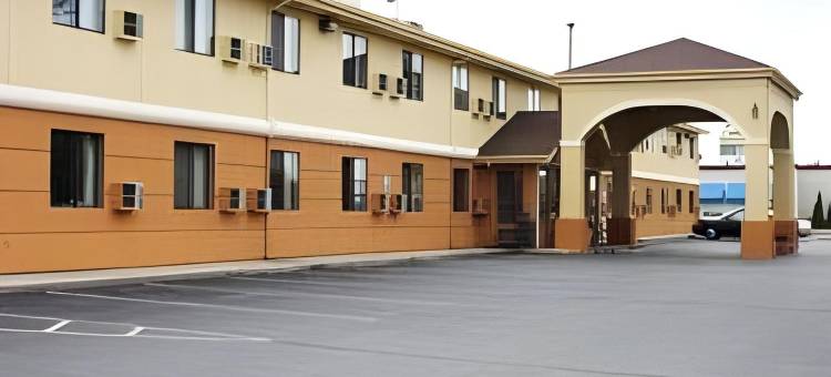 曼西鲍尔速8酒店(Super 8 by Wyndham Muncie/Ball St. College Area)图片