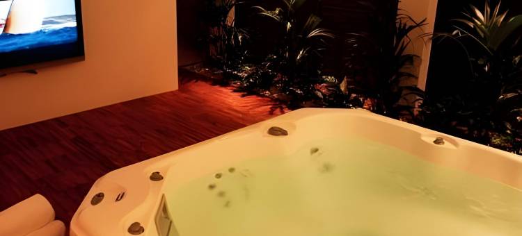 弗罗茨瓦夫市中心格拉纳达套房酒店(Great Polonia the Granary la Suite Hotel)图片