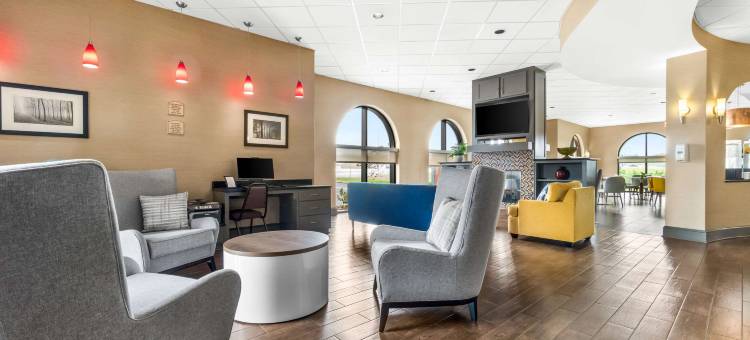 杰克逊I-40舒适套房酒店(Comfort Suites Jackson I-40)图片