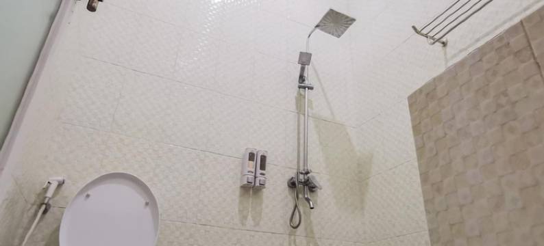 RedDoorz Near Pantai Pancer Door Pacitan图片