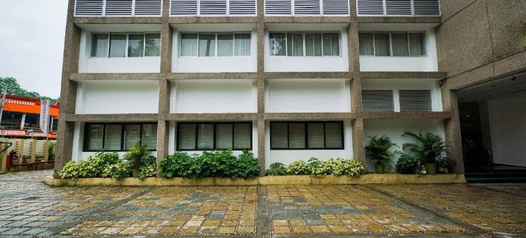 首都 O 15754 莫卡诺尔旅客之家酒店(Super Townhouse Mookkannoor Tourist Home)图片
