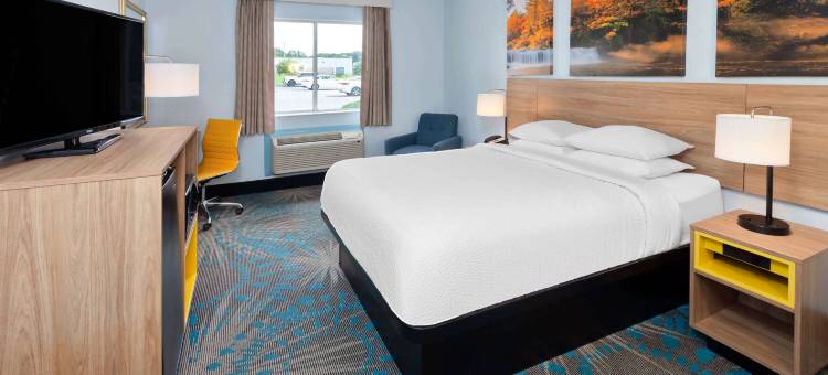 斯勒城戴斯套房酒店(Days Inn & Suites by Wyndham Siler City)图片