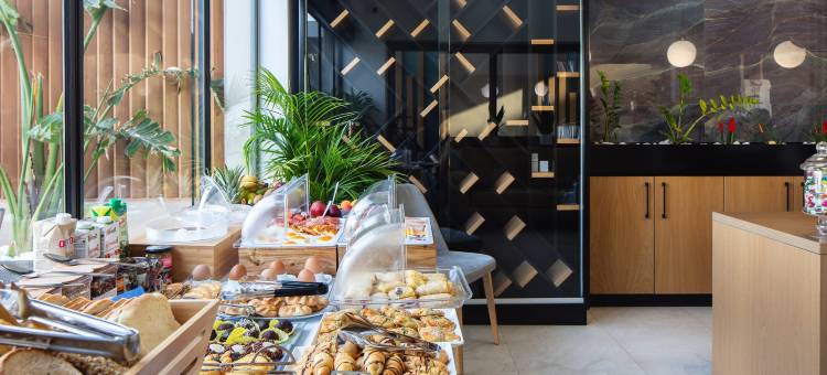 蓝宝石套房(Sapphire Blue Suites)图片