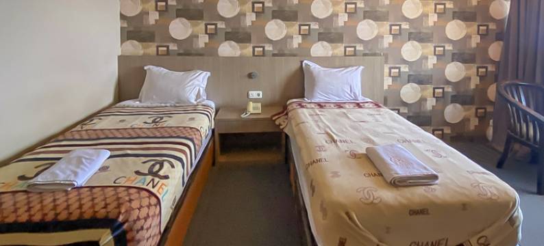 格兰德希尔斯酒店-近吉打邦巴纽旺宜-红门酒店合作(Grand Hills Hotel Banyuwangi Mitra RedDoorz)图片