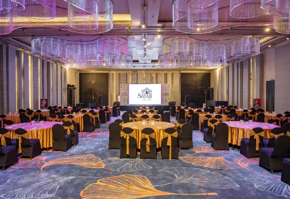 Sayaji RaipurHotel Overview