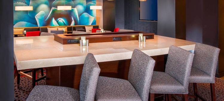 杜勒斯镇中心万怡酒店(Courtyard Dulles Town Center)图片