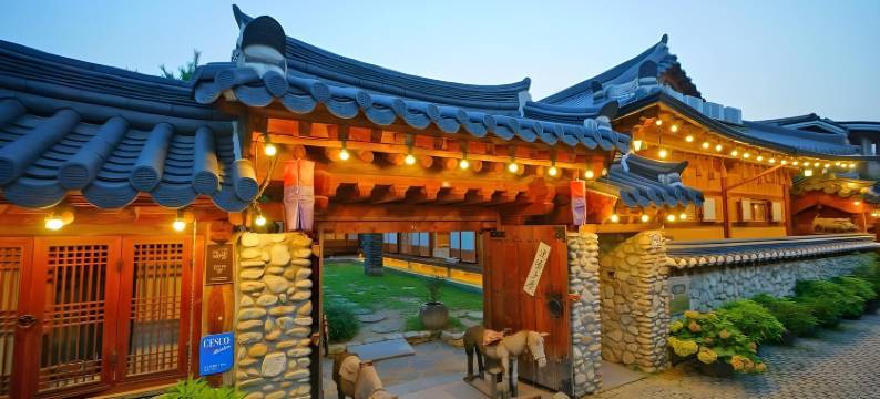 韩屋古宅村(Hanok Gotaek Goeul)图片