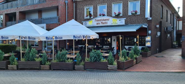 弗朗西斯戛纳集餐厅酒店(Franziskaner am Markt)图片