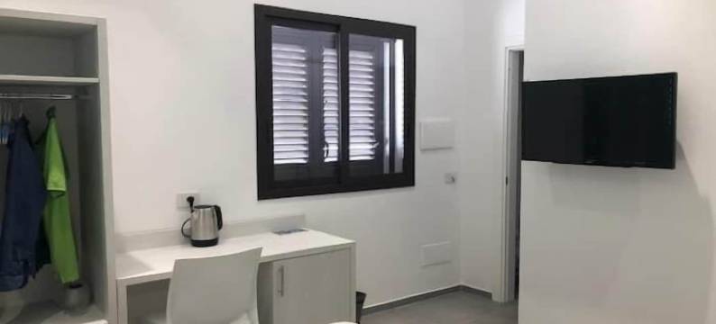 白驴房间(White Asses Rooms)图片