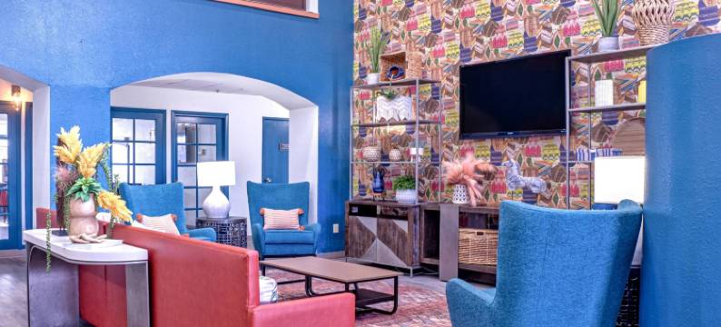 谢拉维斯塔舒适套房酒店-近华楚卡堡(Comfort Inn & Suites Sierra Vista Near Ft Huachuca)图片