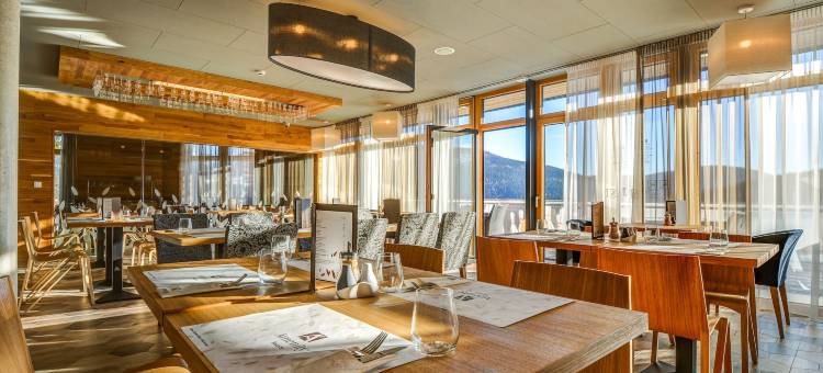 什平德莱鲁夫姆林设施度假酒店(Amenity Hotel & Resort Špindlerův Mlýn)图片