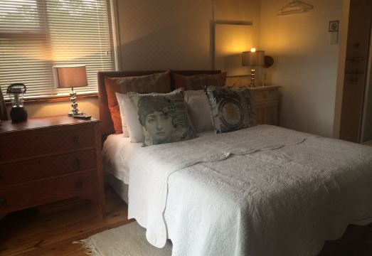 A Stone's Throw Accommodation Hotel Overview