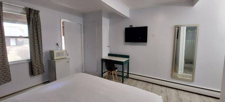 OYO克林顿村汽车旅馆(Village Motel)图片