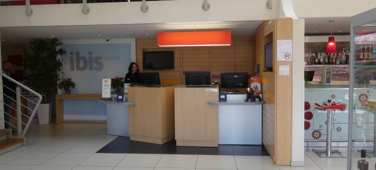 桑特宜必思酒店(Ibis Saintes)图片