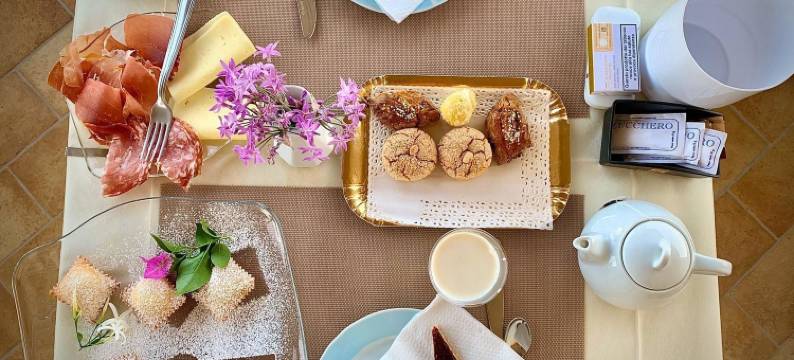 特拉蒙托酒店(Domo Il Tramonto Giba)图片