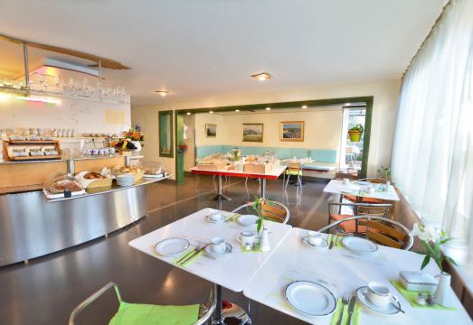 Abalon Hotel IdealHotel Overview