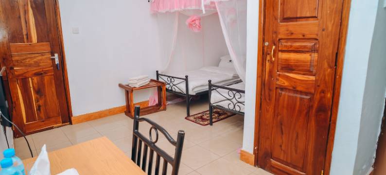阿鲁沙长颈鹿山林小屋(Arusha Giraffe Lodge)图片