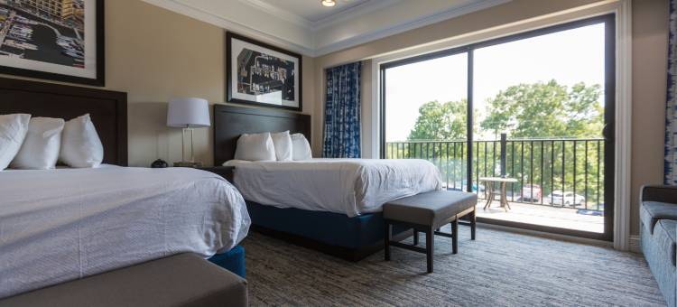 卡姆登湖度假酒店(Camden on the Lake Resort)图片