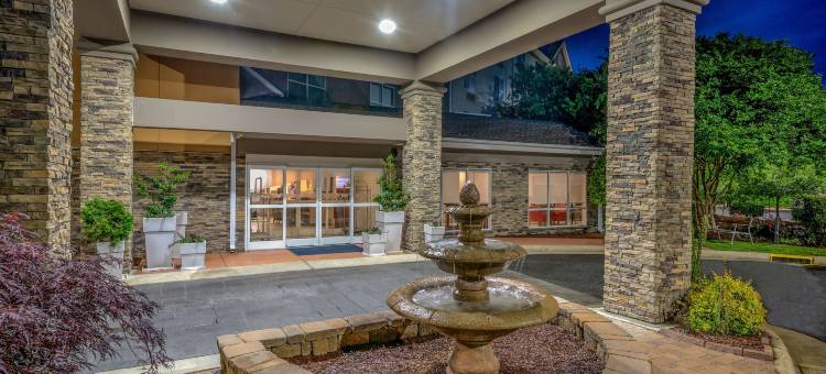 Holiday Inn Express 教堂山(Holiday Inn Express Chapel Hill)图片