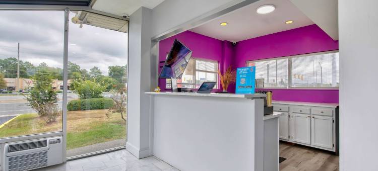 阿拉巴马 - 大学塔斯卡卢萨 6 号汽车旅馆酒店(Motel 6 Tuscaloosa, Al – University)图片