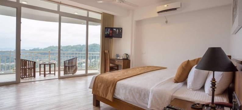 桑德瑞安娜湖景酒店(Sandriana Lake View)图片