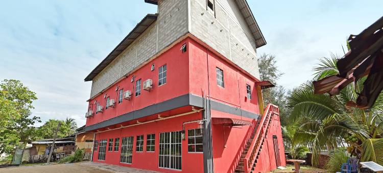 OYO 90664 Rabi酒店(OYO 90664 Rabi Hotel)图片