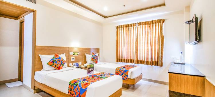 法布酒店尊贵皇家城堡-科印巴托北火车站附近(FabHotel Prime Royal Castle - Nr Coimbatore North Railway Station)图片