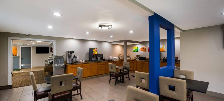 西雅图-锡塔克机场品质酒店(Quality Inn SeaTac Airport-Seattle)图片