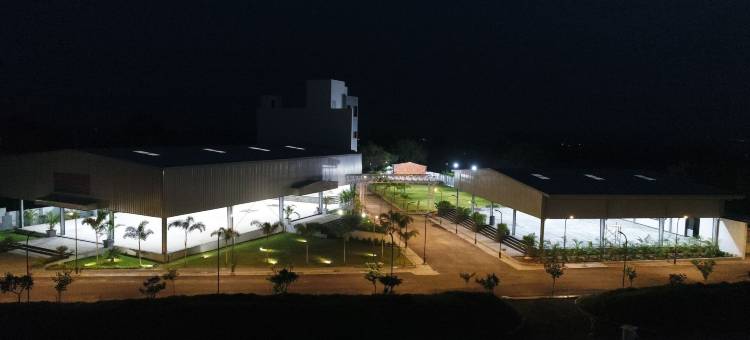 萨伊库帕草坪和摄政酒店(Sai Krupa Lawn and Regency)图片