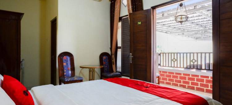 RedDoorz Syariah near Alun Alun Pacitan 2图片