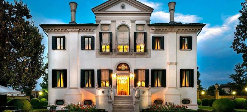 弗兰切斯基别墅酒店(Villa Franceschi Hotel & Resort)图片