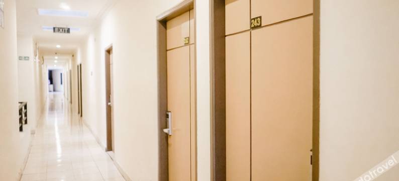 图隆阿贡沃特尔酒店(Grand Charis Hotel Tulungagung)图片