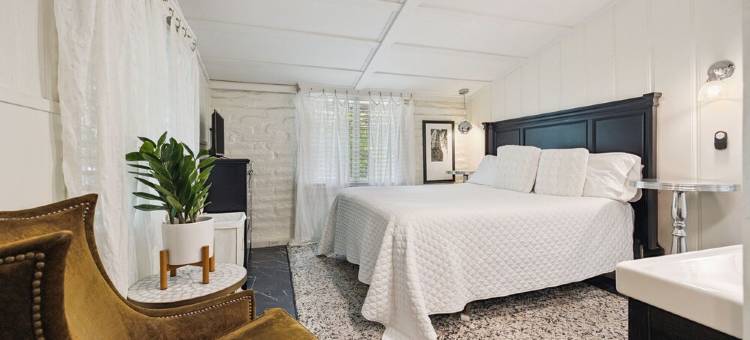 Center of it All!- Adobe Cottage Unit A图片