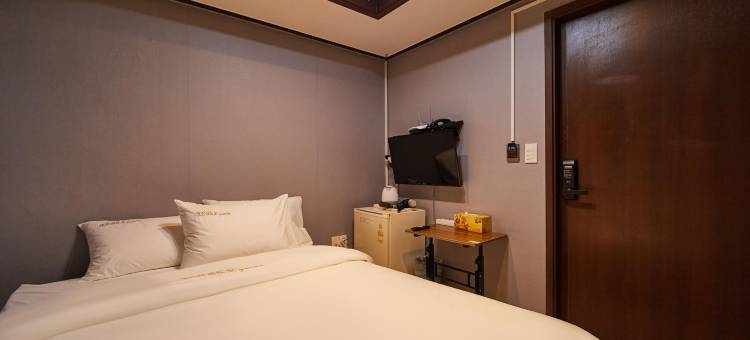 首尔中心酒店(Seoul Central Hotel)图片