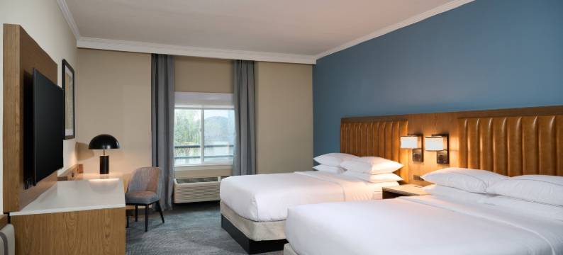 希尔顿逸林酒店-查茨沃斯(DoubleTree by Hilton Chatsworth)图片