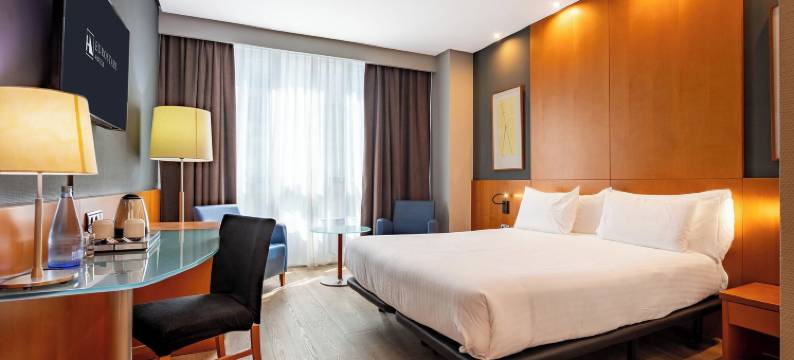 亚特兰蒂达丝绸酒店(Silken Atlántida Santa Cruz)图片