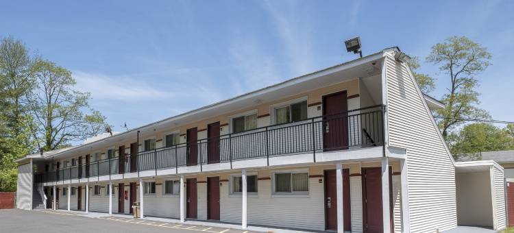 内普顿-泽西海岸红顶酒店(Red Roof Inn Neptune - Jersey Shore)图片